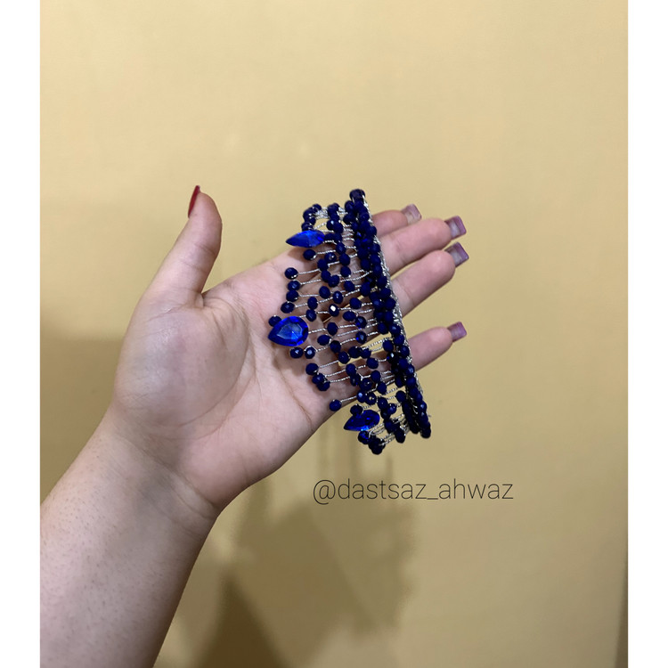 تاج نگین دارآبی
