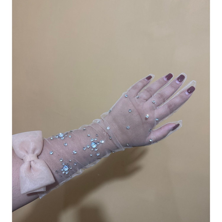 دستکش توری بلندرنگ کرمی نگین دار