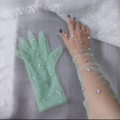 دستکش توری بلندسبزپاستیلی مدل نگین دار